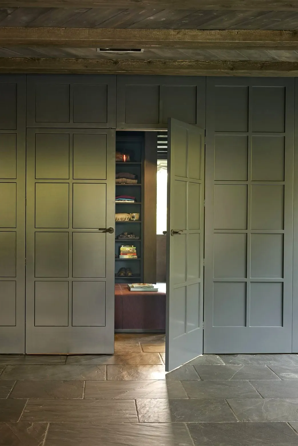 a closet-to-nook hidden door