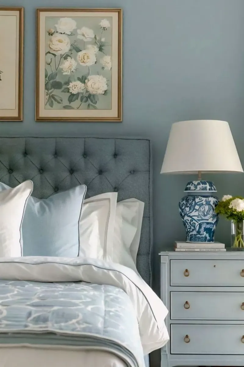 9 Blue Bedroom Ideas for a Fresh and Airy Look 10 a bedroom with blue vase lamp