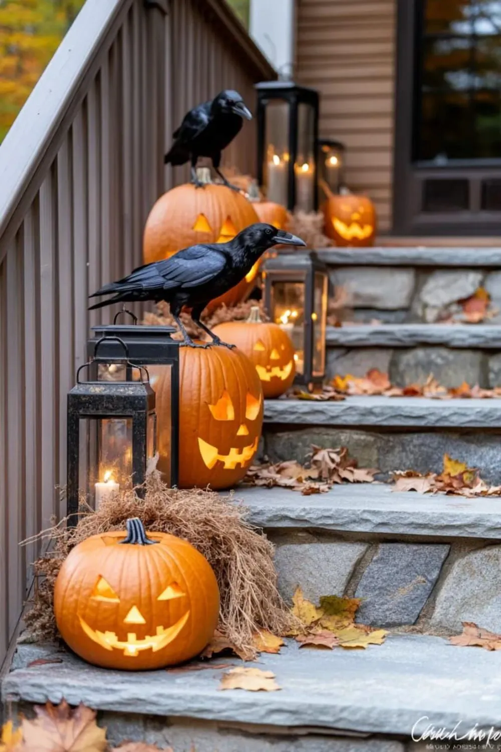 lanterns on front door stairs